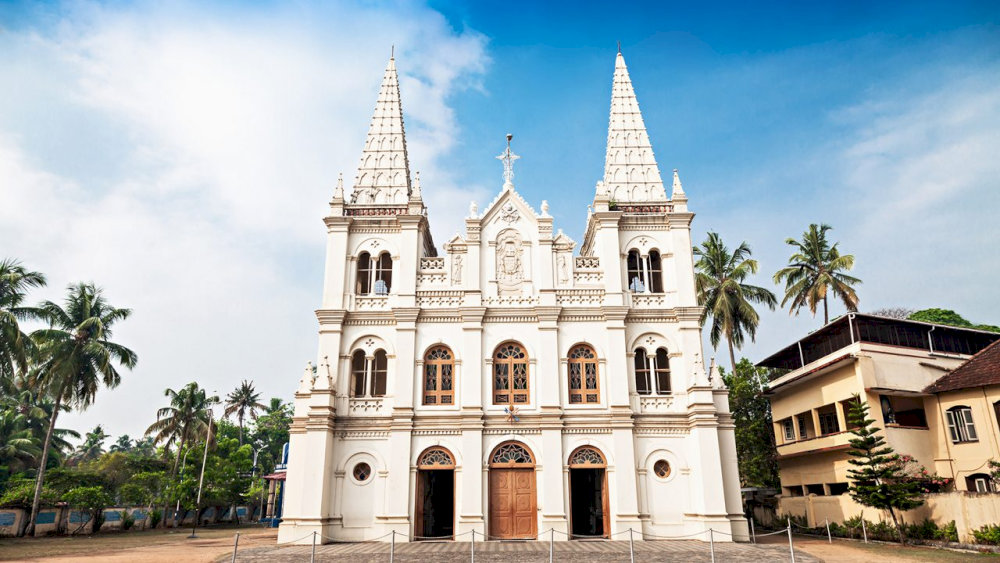 Visit the royal palace and museum, explore the well-maintained gardens, admire the antiques and royal memorabilia, and learn about the region's history through the exhibits